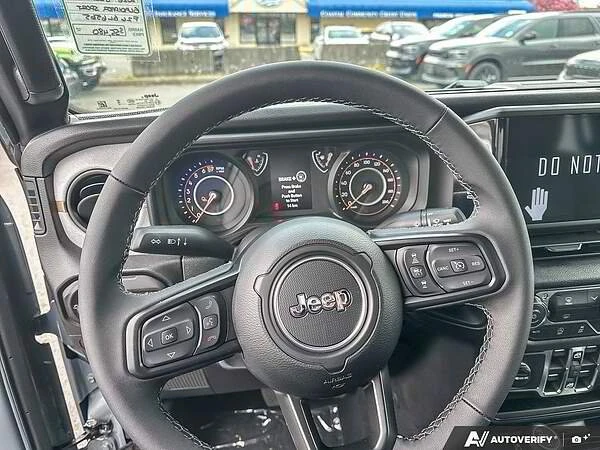 2026 Jeep JT Gladiator - Image 11 of 16