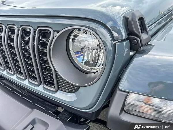 2026 Jeep JT Gladiator - Image 6 of 16