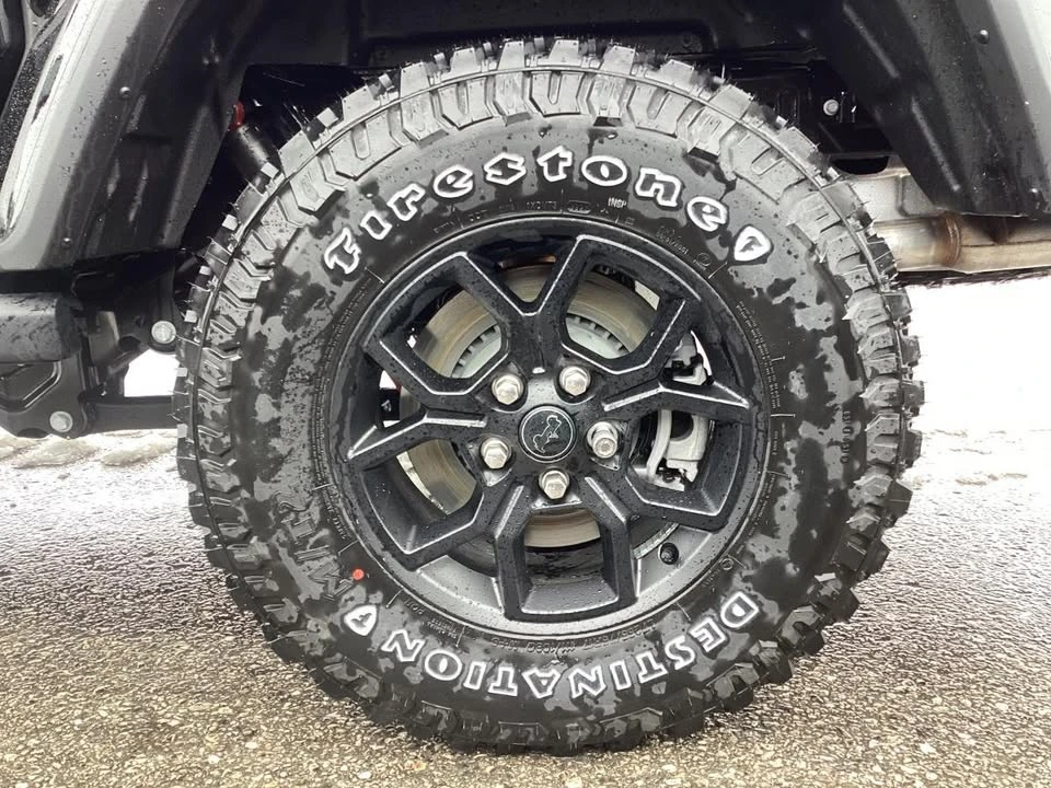 2026 Jeep JT Gladiator - Image 8 of 17