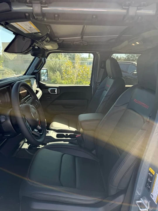 2026 Jeep JL Wrangler - Image 18 of 18