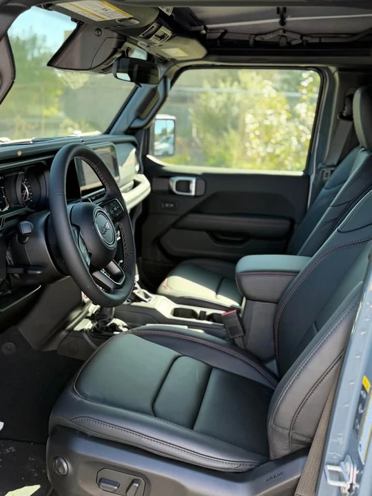2026 Jeep JL Wrangler - Image 6 of 18