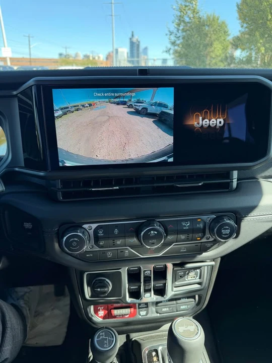 2026 Jeep JL Wrangler - Image 16 of 18
