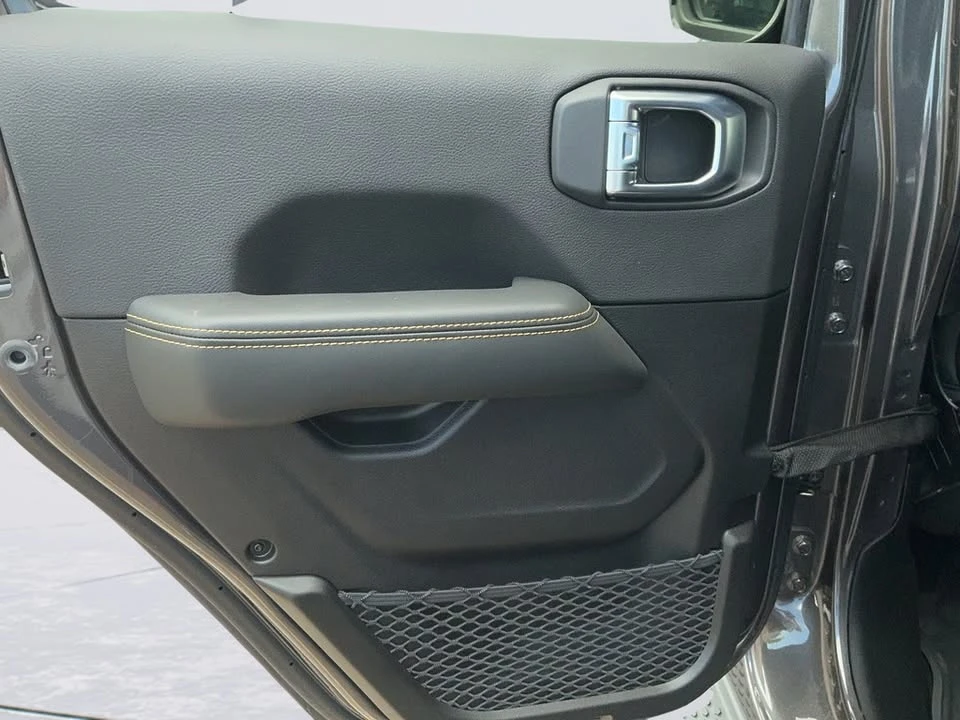 2026 Jeep JL Wrangler - Image 13 of 20