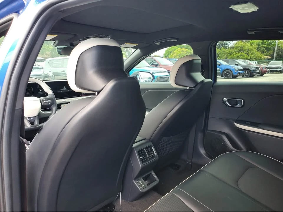 2026 Kia K4 - Image 14 of 19