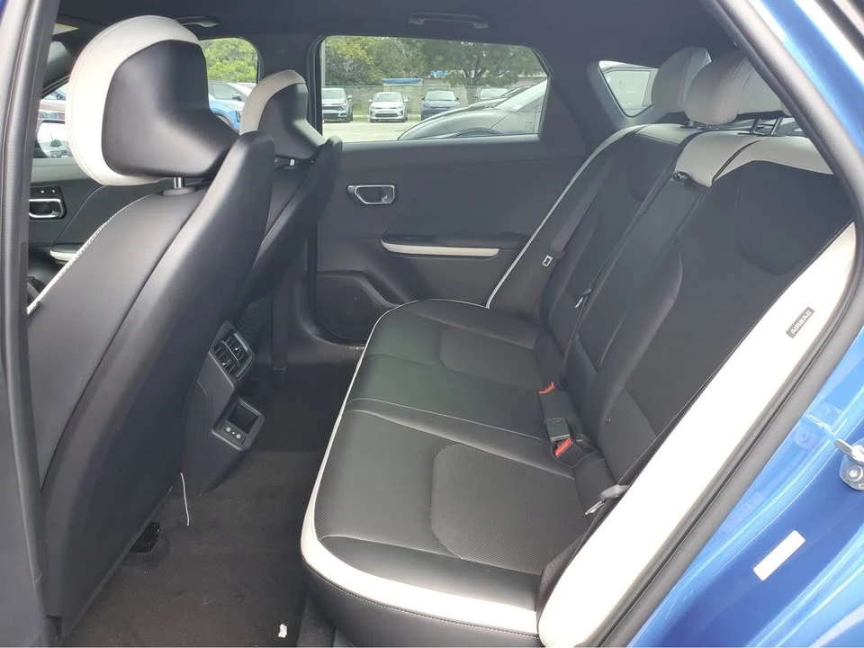 2026 Kia K4 - Image 15 of 19
