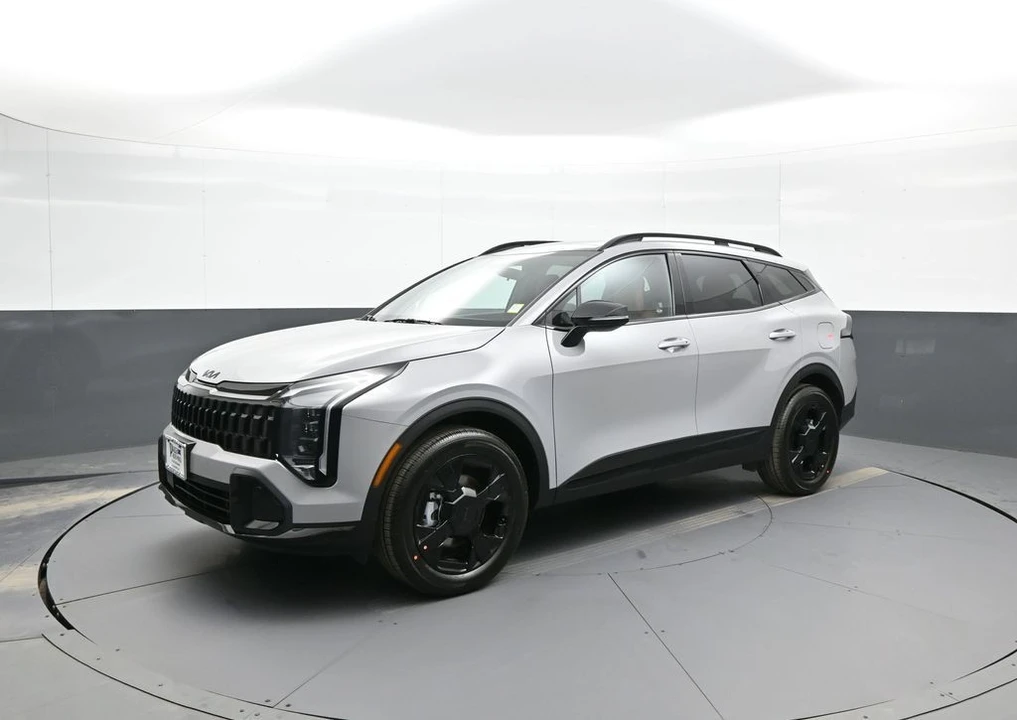 2026 Kia Sportage - Image 10 of 21