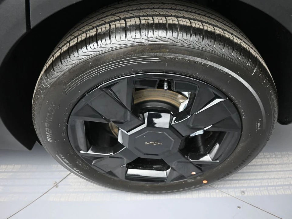 2026 Kia Sportage - Image 15 of 21