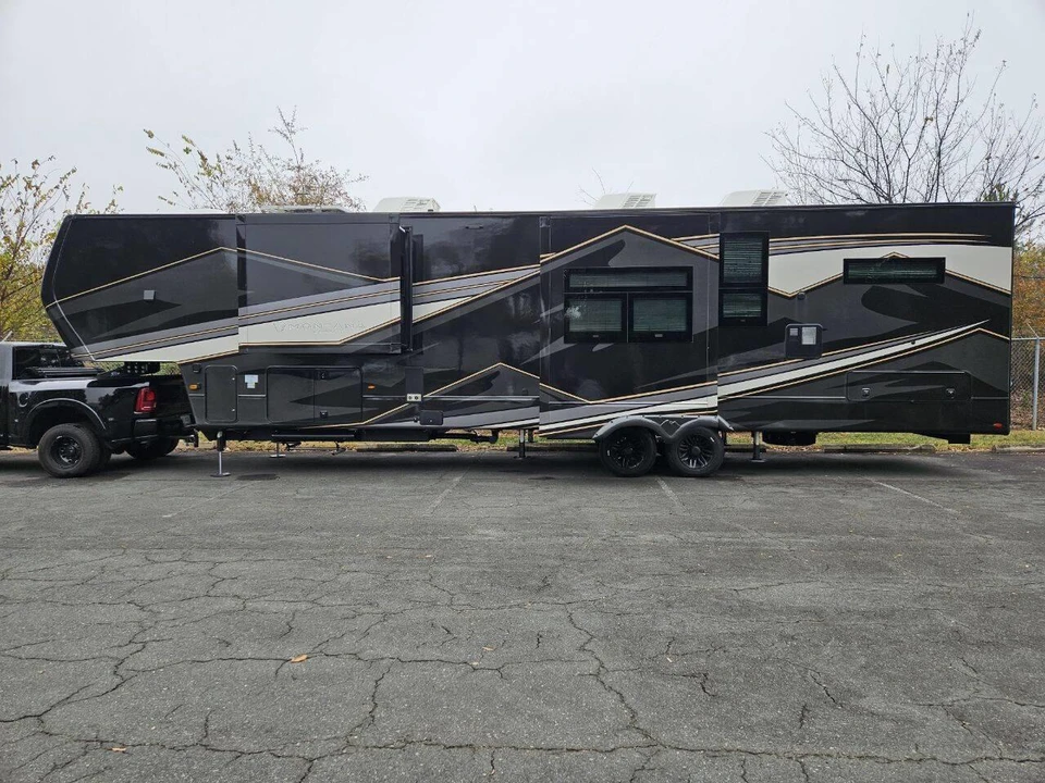 2026 - Image 7 of 31