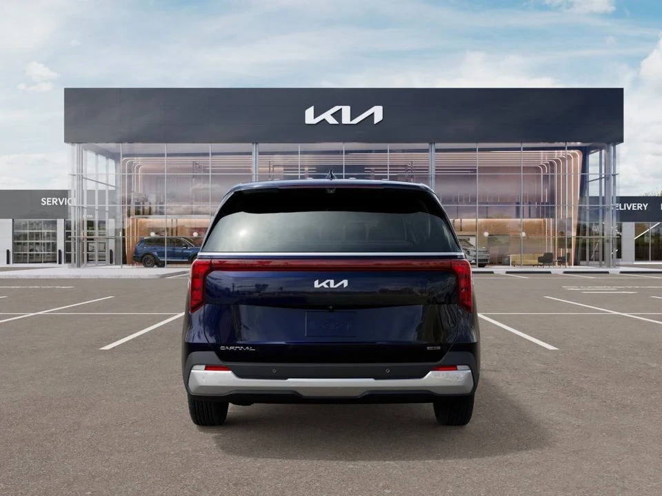 2026 Kia Carnival - Image 5 of 21