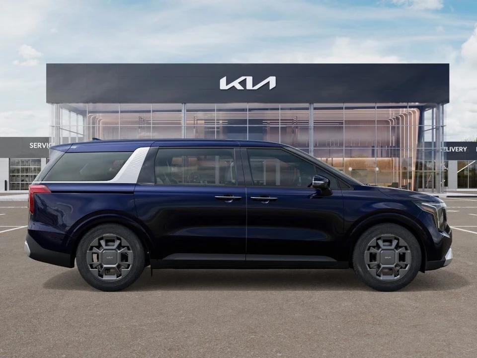 2026 Kia Carnival - Image 7 of 21