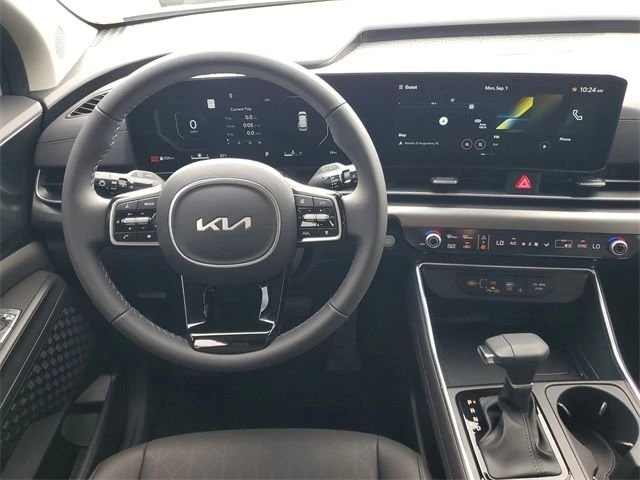 2026 Kia Carnival - Image 19 of 20