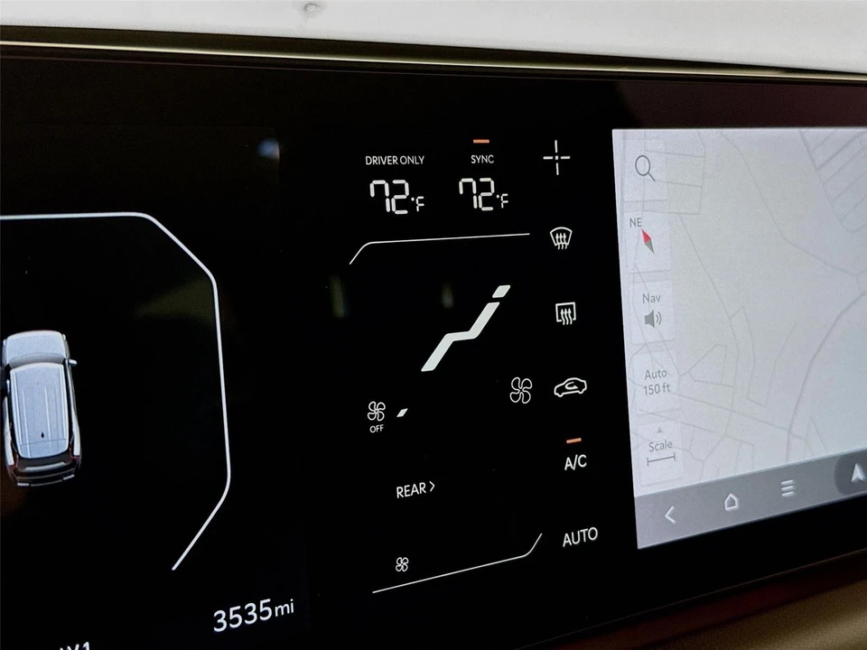 2026 Kia EV9 - Image 16 of 21