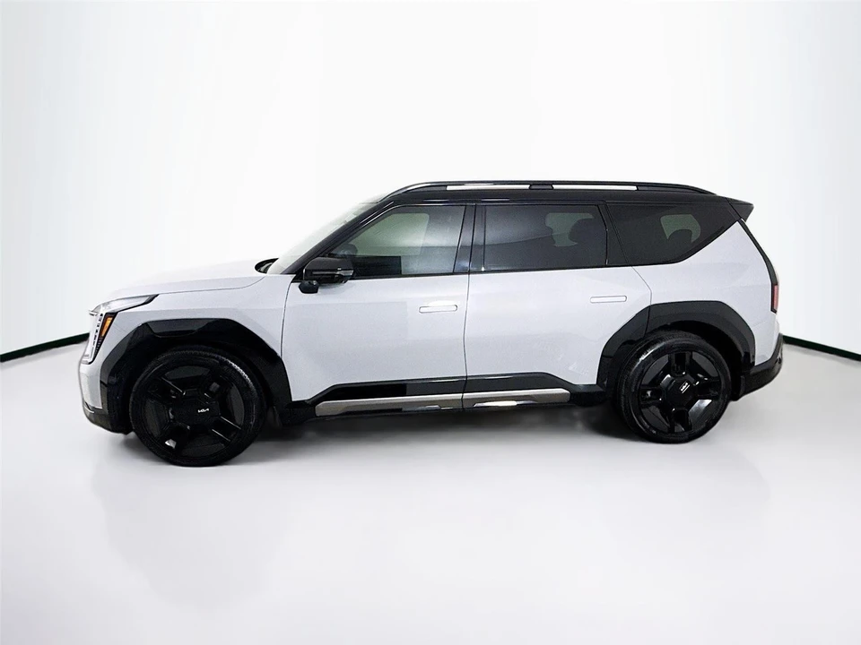 2026 Kia EV9 - Image 4 of 21