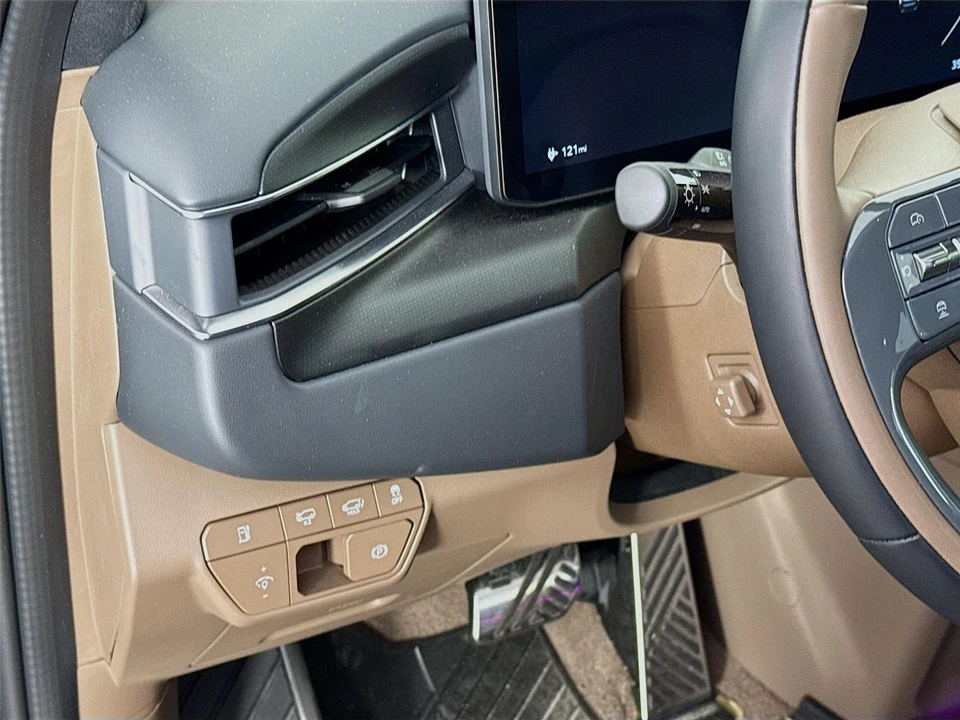 2026 Kia EV9 - Image 7 of 14