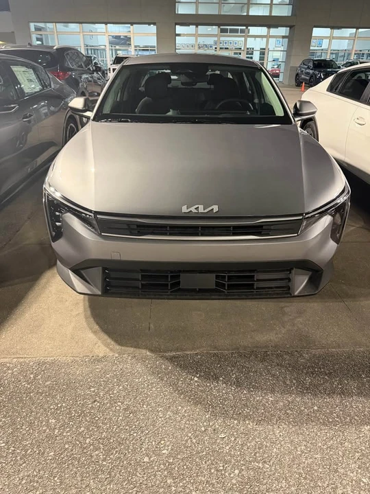 2026 Kia K4 - Image 2 of 2