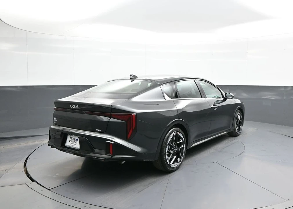 2026 Kia K4 - Image 6 of 12