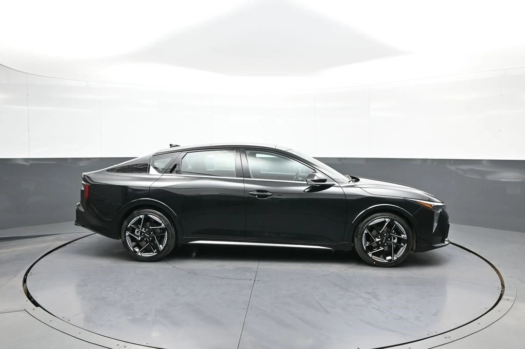 2026 Kia K4 - Image 5 of 21