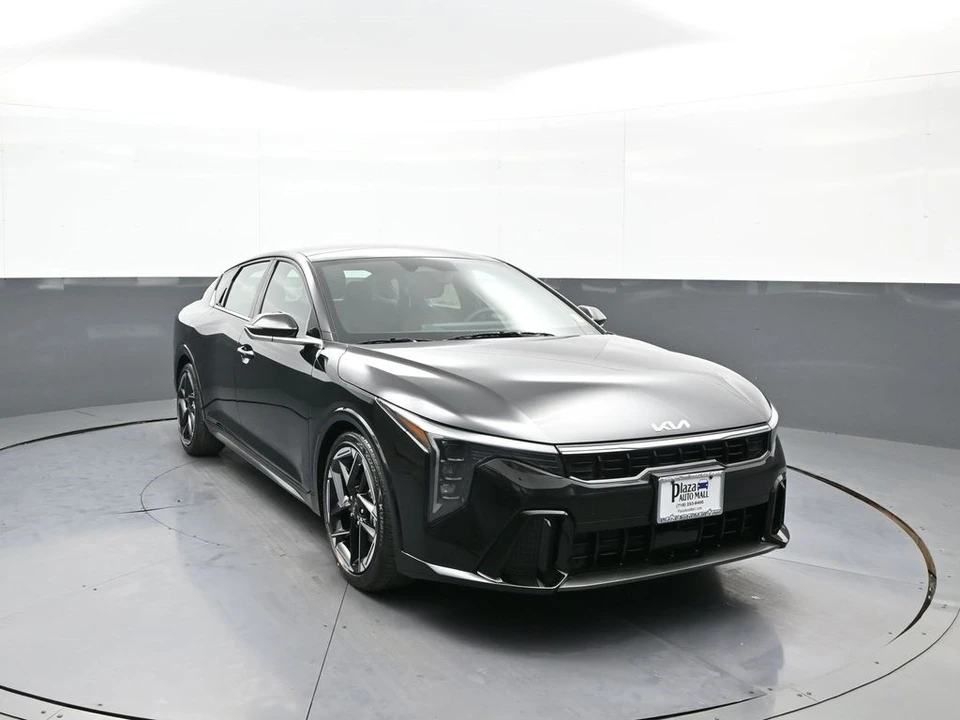 2026 Kia K4 - Image 3 of 21
