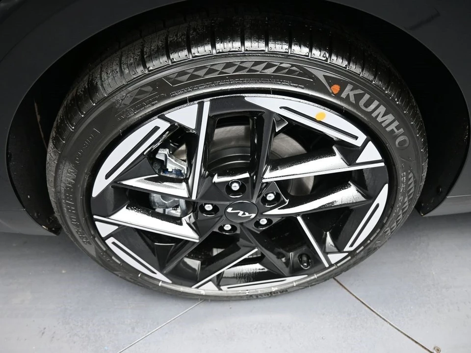 2026 Kia K4 - Image 12 of 21