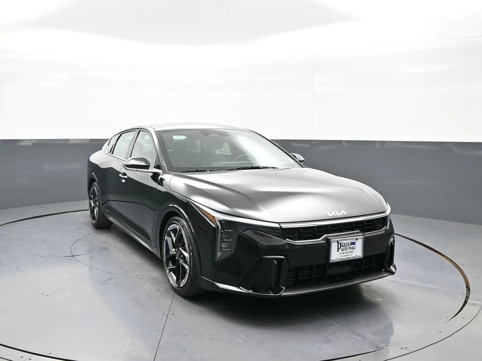 2026 Kia K4 - Image 3 of 12