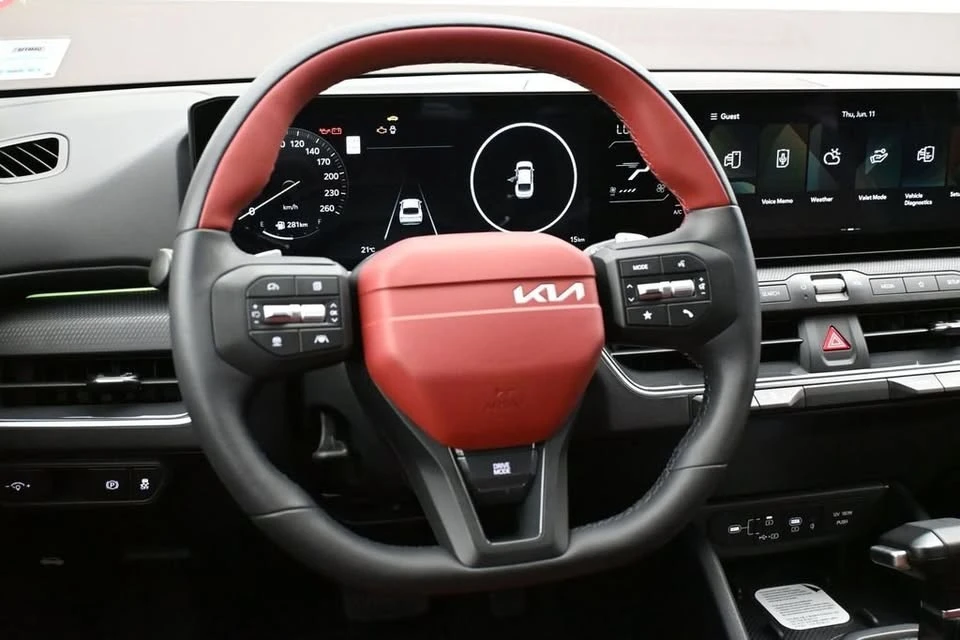 2026 Kia K4 - Image 7 of 12