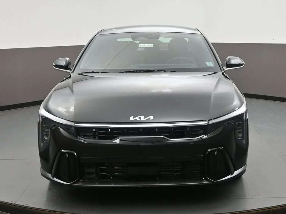 2026 Kia K4 - Image 2 of 12