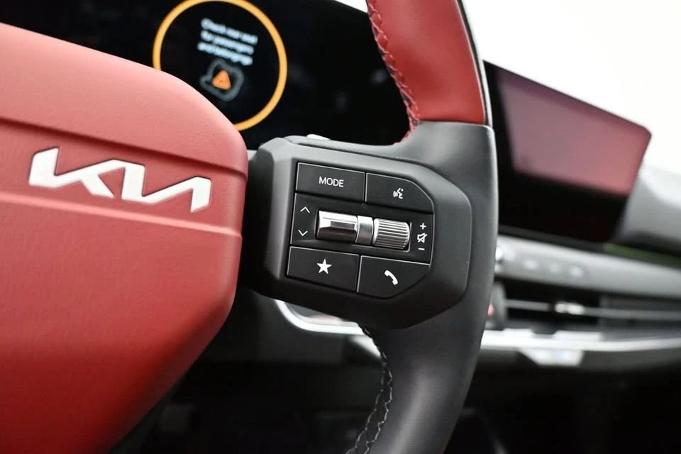 2026 Kia K4 - Image 5 of 12