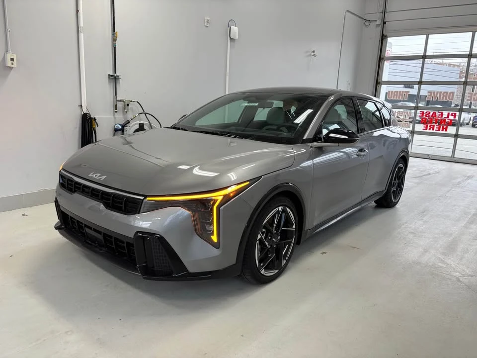 2026 Kia K4 - Image 3 of 15