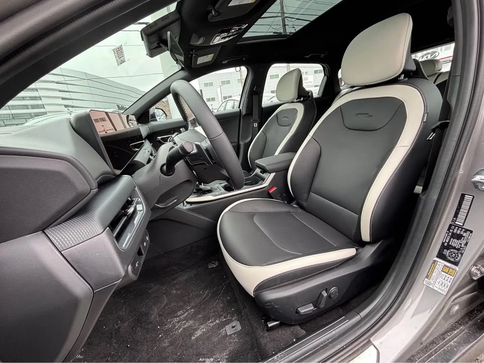 2026 Kia K4 - Image 10 of 15