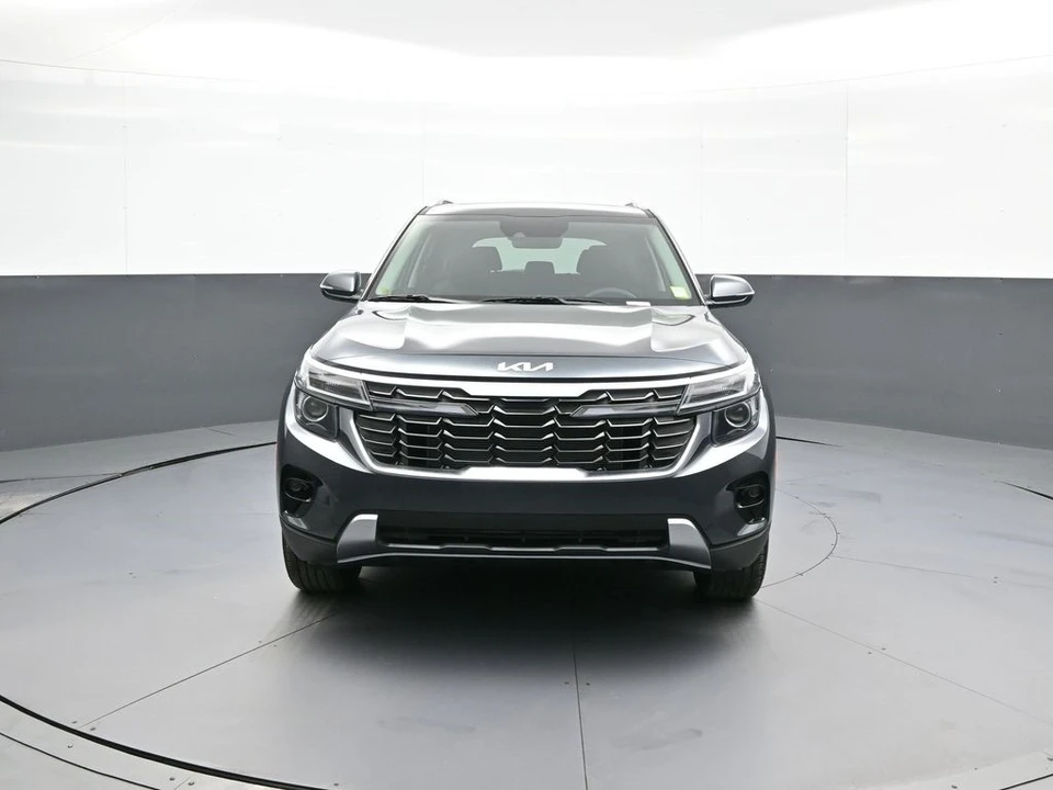 2026 Kia Seltos - Image 2 of 12