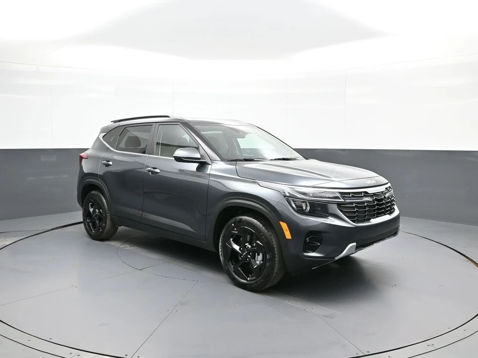 2026 Kia Seltos - Image 4 of 12