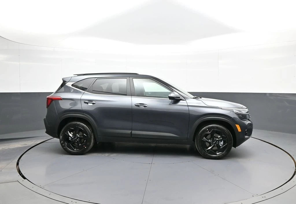 2026 Kia Seltos - Image 5 of 12