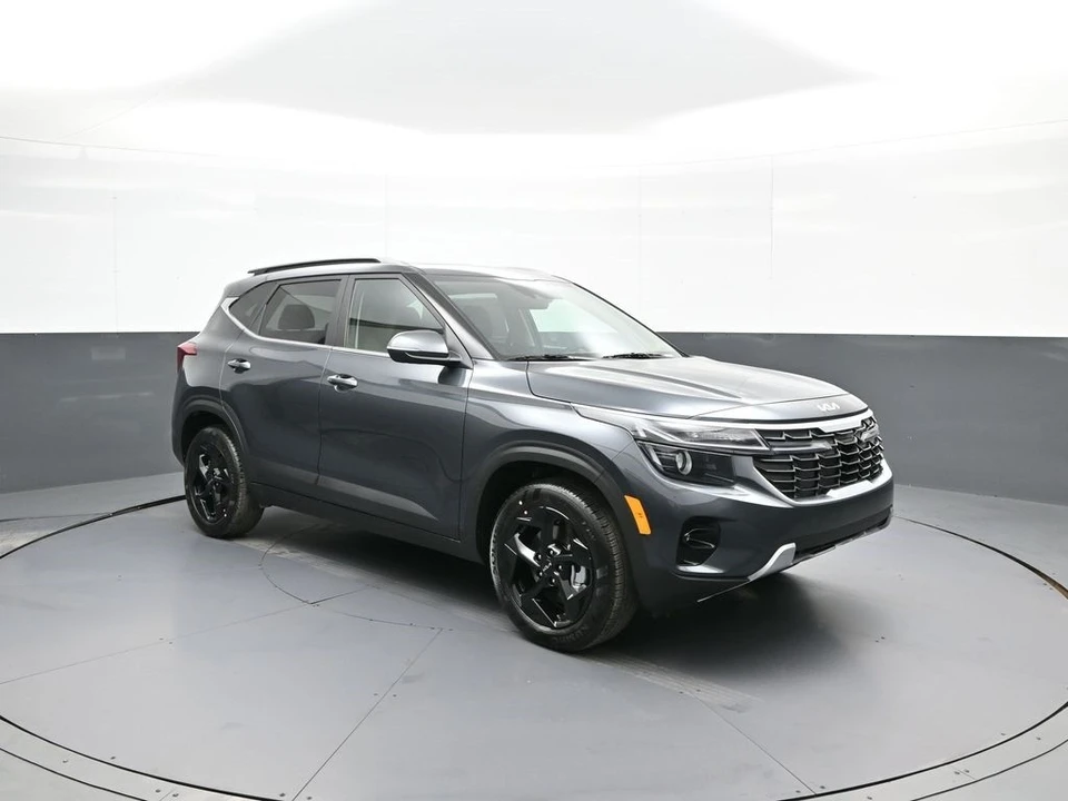 2026 Kia Seltos - Image 4 of 12
