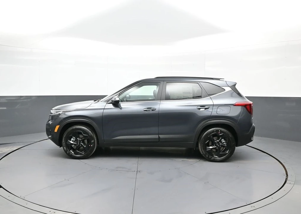 2026 Kia Seltos - Image 9 of 12