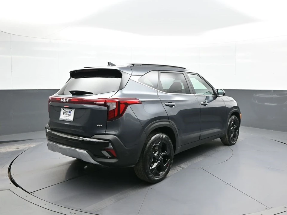 2026 Kia Seltos - Image 6 of 12