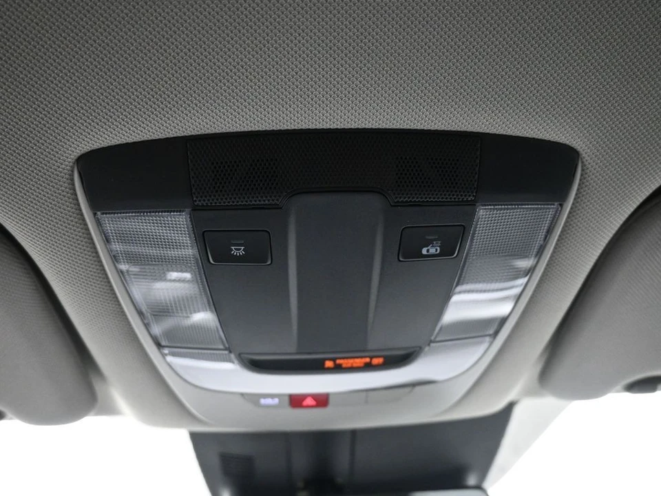 2026 Kia Sorento - Image 17 of 21