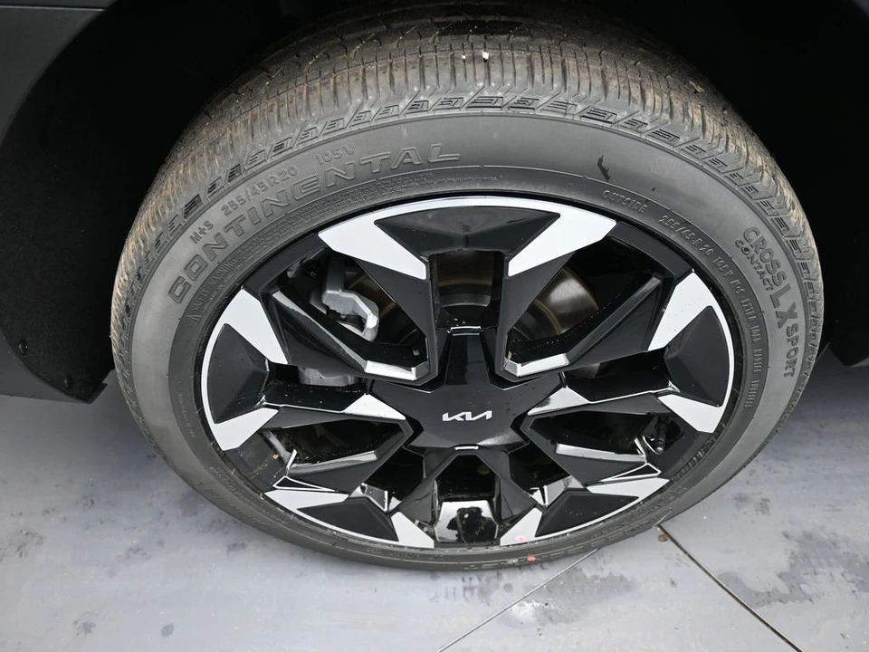 2026 Kia Sorento - Image 12 of 21