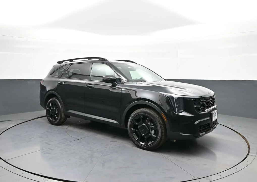 2026 Kia Sorento - Image 4 of 21