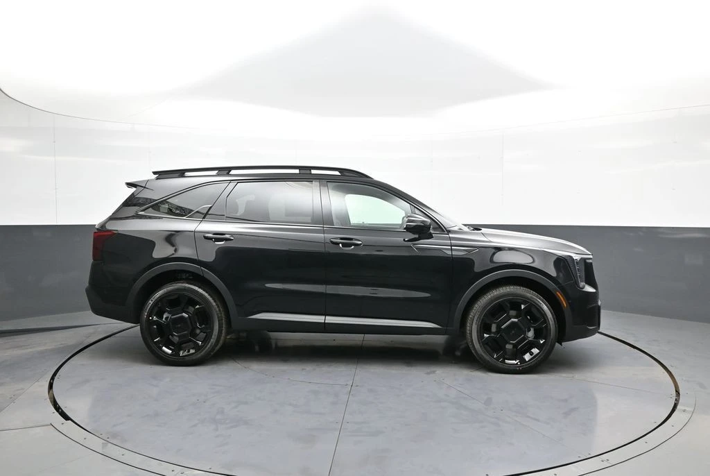 2026 Kia Sorento - Image 5 of 21