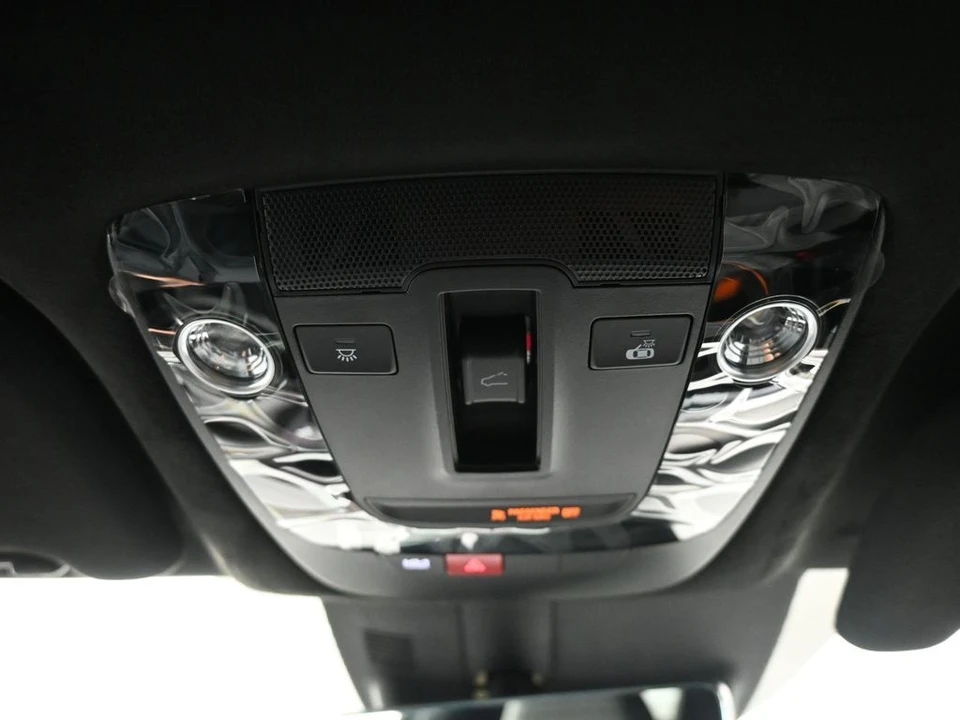 2026 Kia Sorento - Image 17 of 21