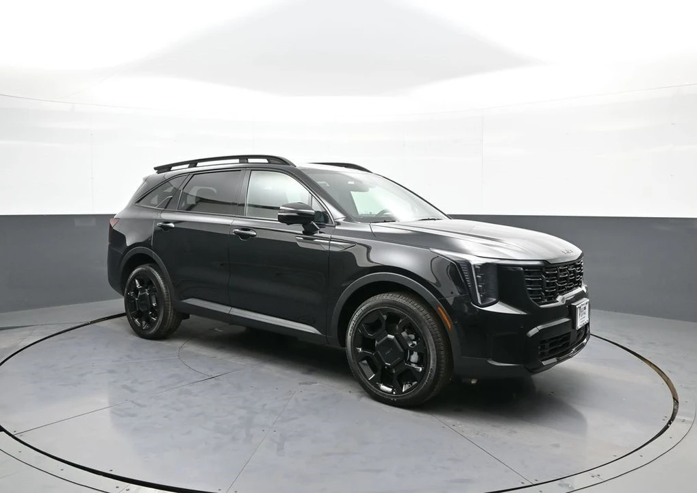 2026 Kia Sorento - Image 4 of 21