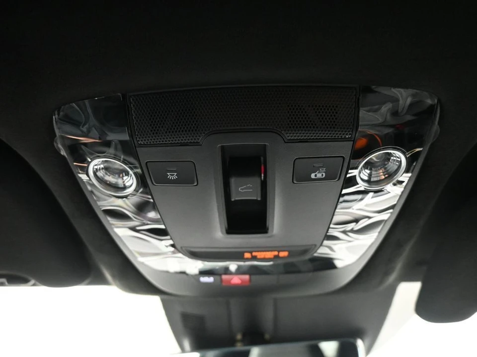 2026 Kia Sorento - Image 17 of 21