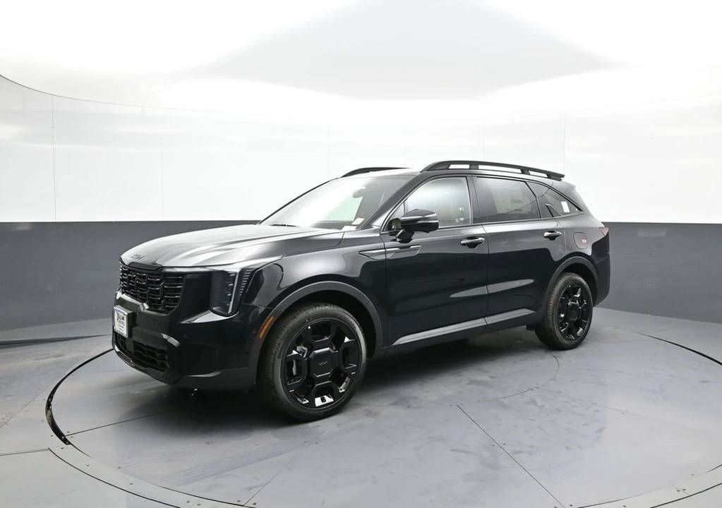 2026 Kia Sorento - Image 10 of 21