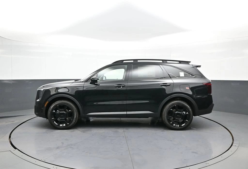 2026 Kia Sorento - Image 9 of 21