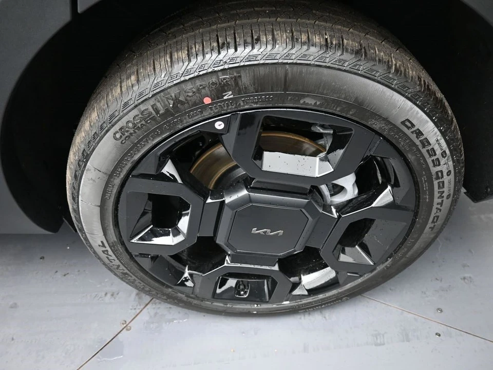 2026 Kia Sorento - Image 15 of 21