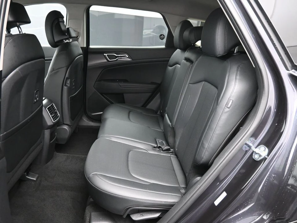 2026 Kia Sportage - Image 20 of 21