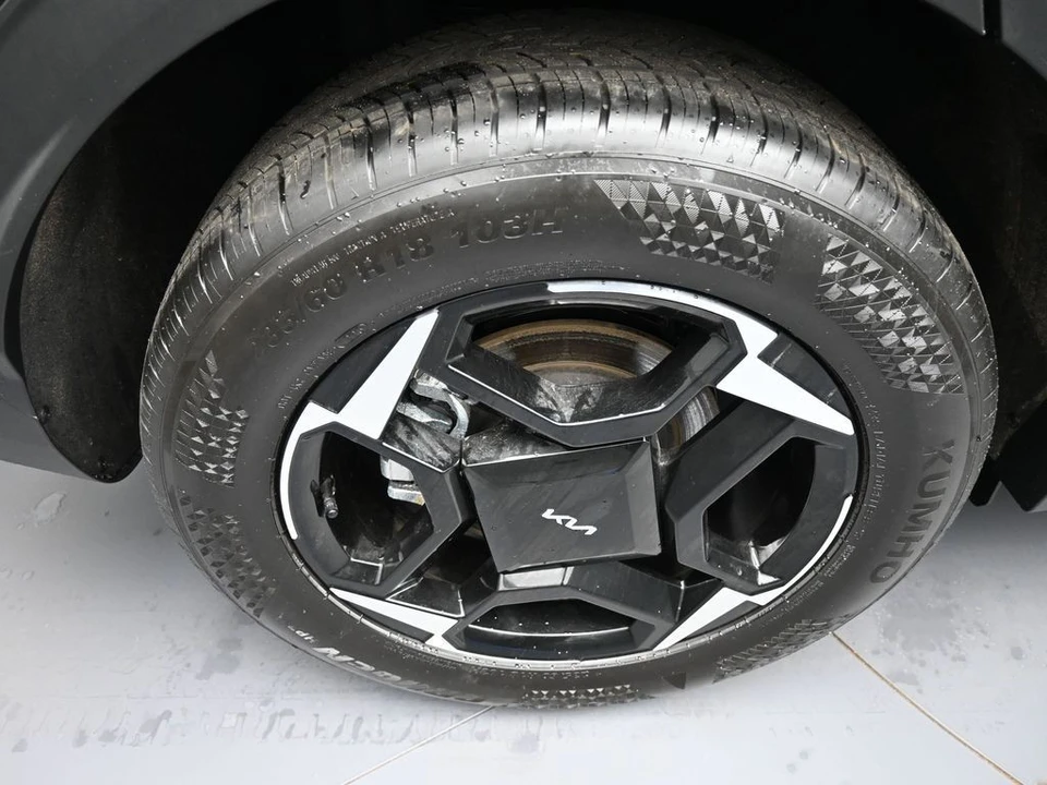 2026 Kia Sportage - Image 13 of 21