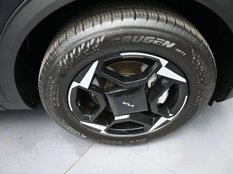 2026 Kia Sportage - Image 12 of 21