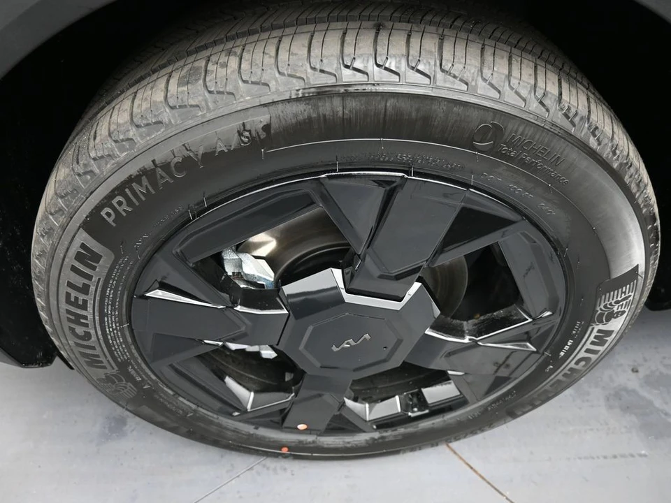 2026 Kia Sportage - Image 14 of 21