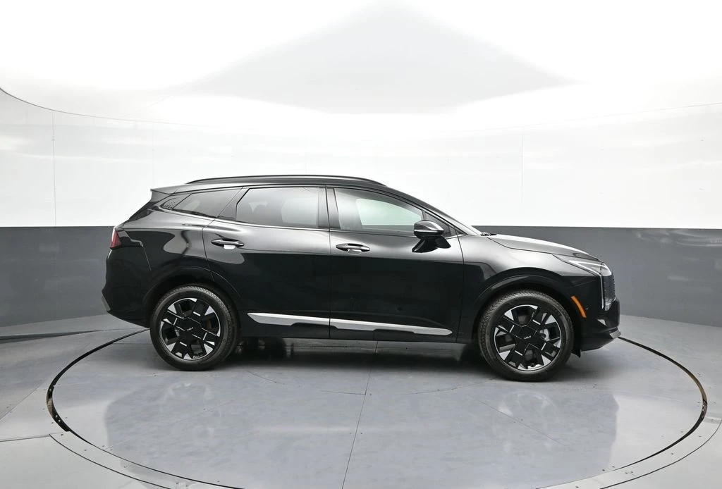 2026 Kia Sportage - Image 5 of 12